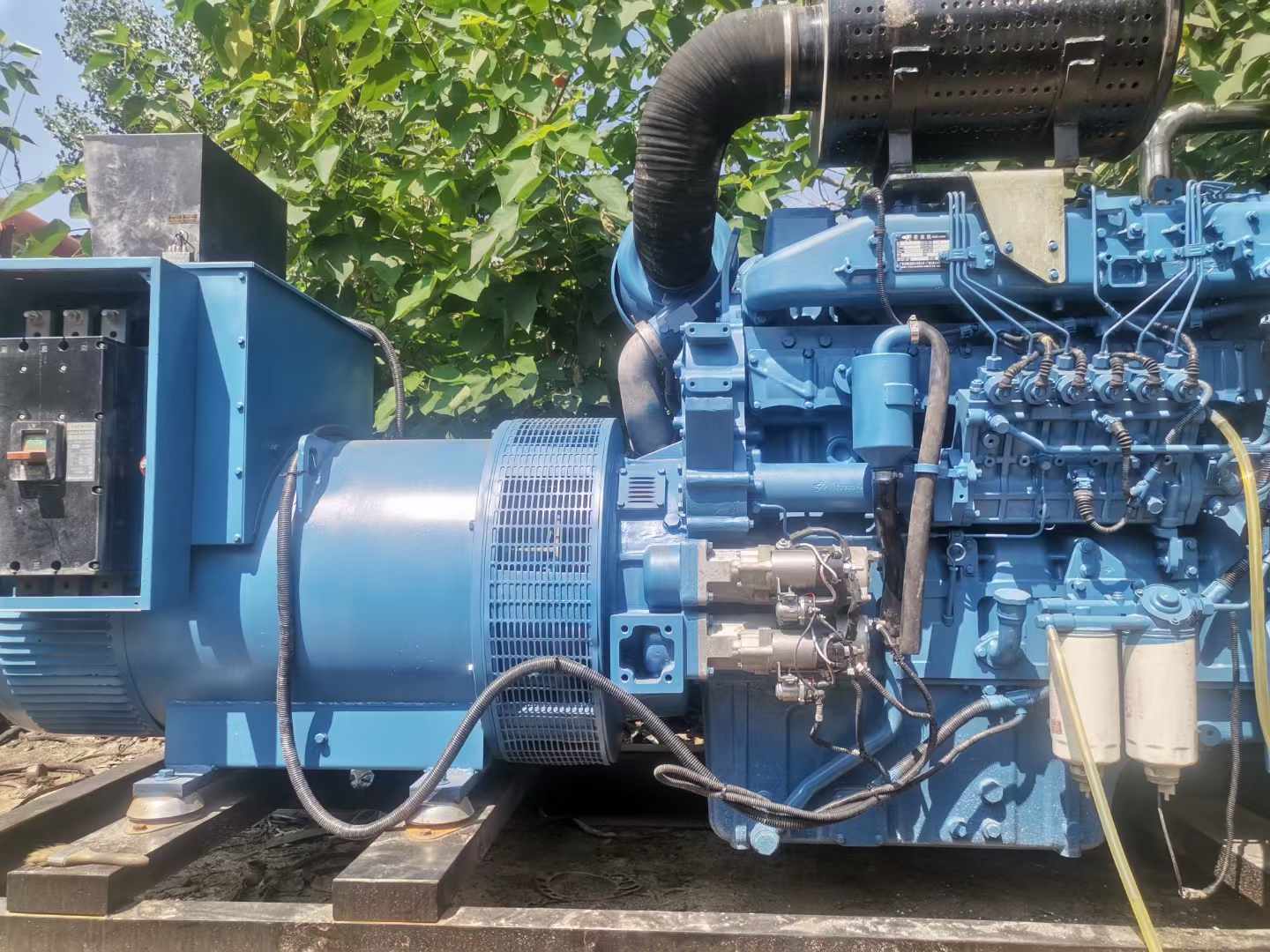 沙依巴克详细说明降低 800kW 柴油发电机输出电流波动的方法